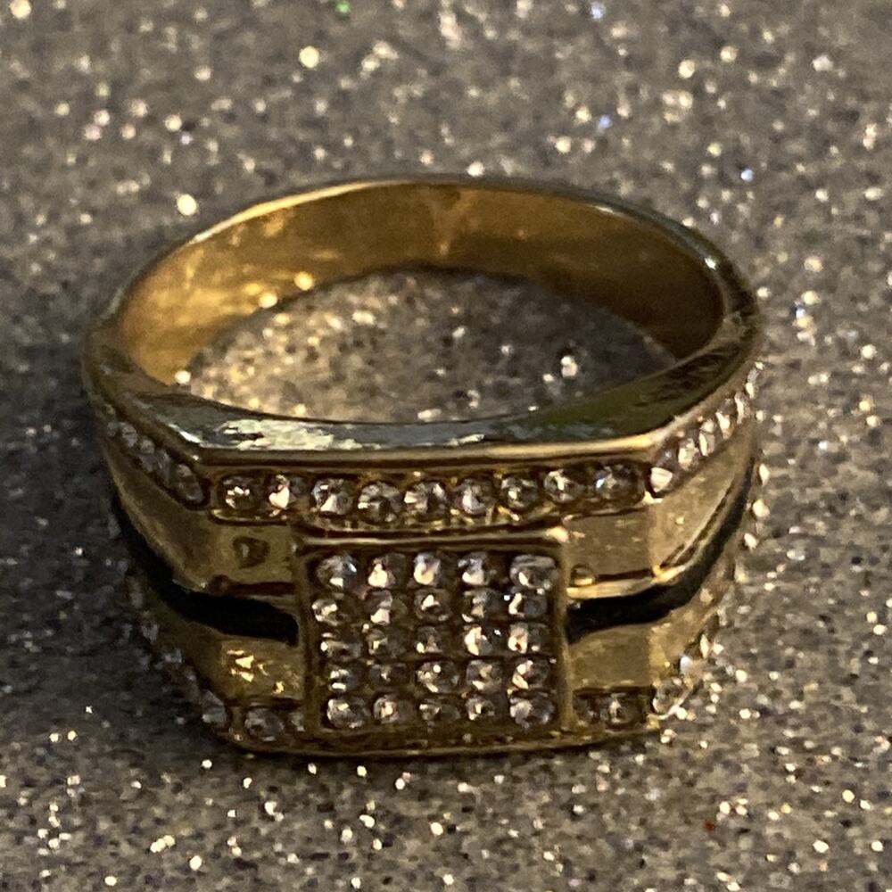 Vintage gold and ambar Rhinestone Ring Women’s Size 9